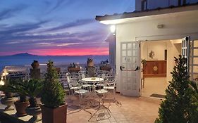 Hotel Dania Sorrento 3*